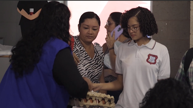 Sabaneta refuerza su compromiso con la educacin y la nutricin de sus estudiantes.