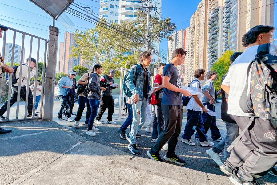 Sabaneta se consolida como líder educativo en las Pruebas Saber 11° 2025