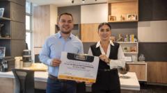 Sabaneta fortalece su futuro educativo con becas internacionales y liderazgo en bienestar digital.